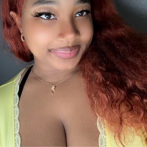 Meet your Posher, Naomi